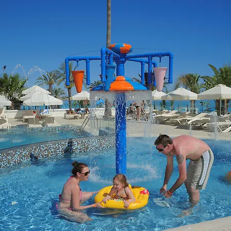 Nelia & 4* Ayia Napa